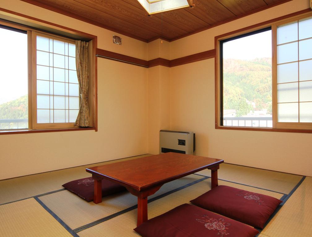 Villa Katashio Nozawaonsen Exterior foto